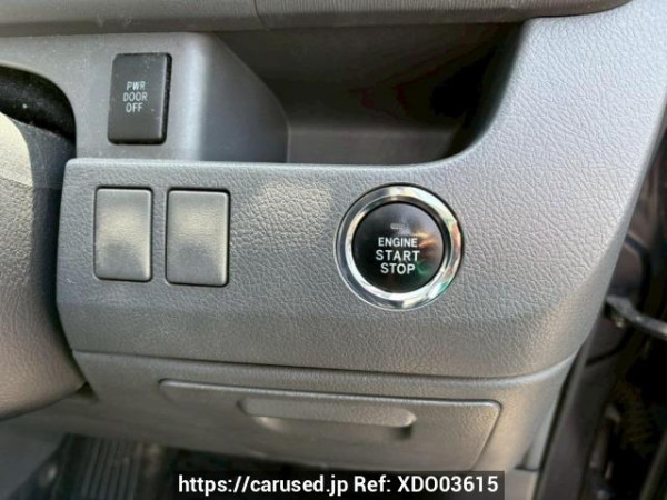 Used 2009 AT toyota voxy ZRR70W Image[21]