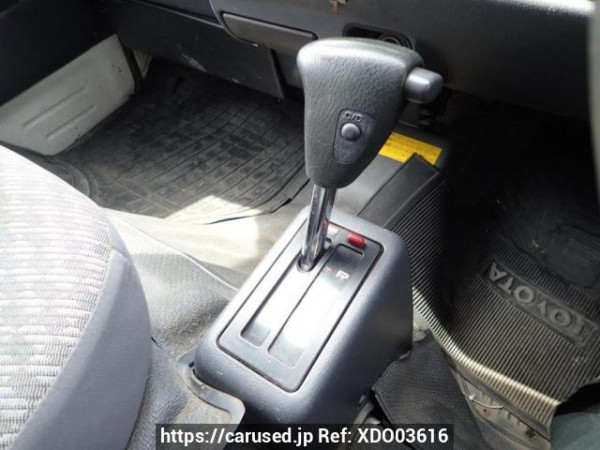 Used 2000 AT toyota hiace-van RZH112V Image[17]