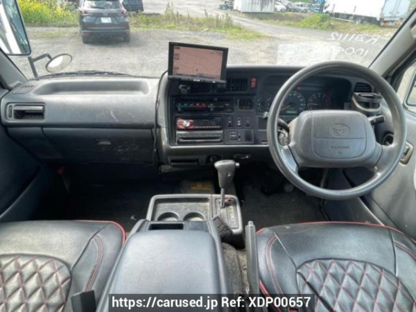 Used 2001 AT toyota hiace-van RZH112V Image[16]