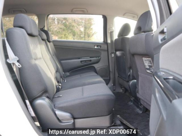 Used 2003 AT toyota wish ZNE10G Image[15]