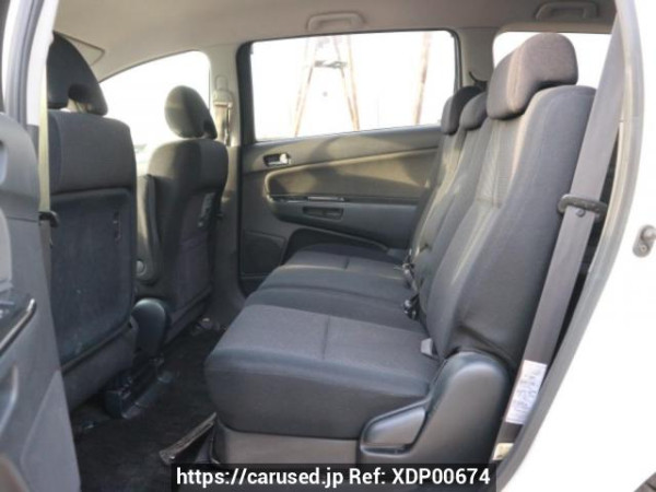 Used 2003 AT toyota wish ZNE10G Image[16]