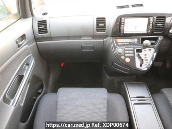 Used 2003 AT toyota wish ZNE10G Image[21]