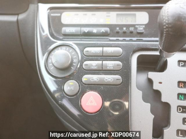 Used 2003 AT toyota wish ZNE10G Image[29]