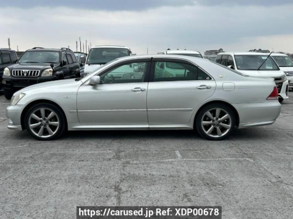 Used 2004 AT toyota crown GRS180 Image[3]
