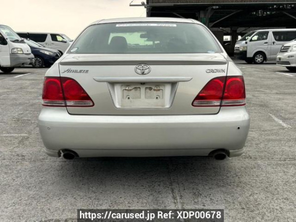 Used 2004 AT toyota crown GRS180 Image[5]
