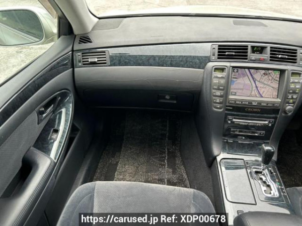 Used 2004 AT toyota crown GRS180 Image[18]