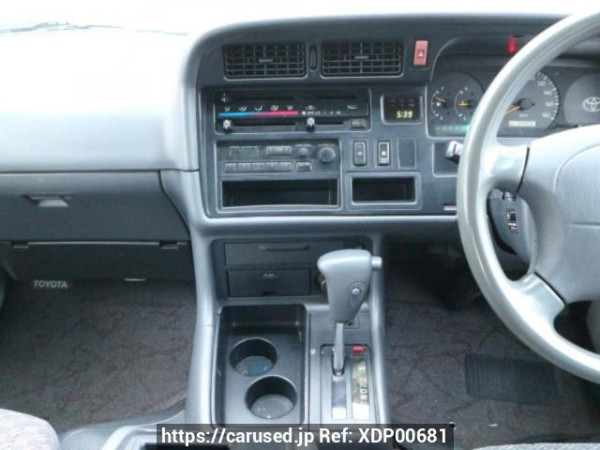 Used 1998 AT toyota hiace-wagon RZH111G Image[29]