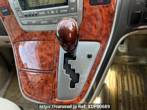 Used 2004 AT toyota alphard ANH10W Image[26]