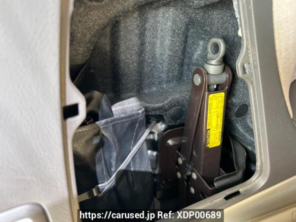 Used 2004 AT toyota alphard ANH10W Image[46]