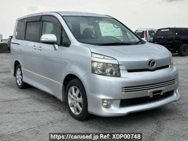 Used 2008 AT toyota voxy ZRR70G Image[0]