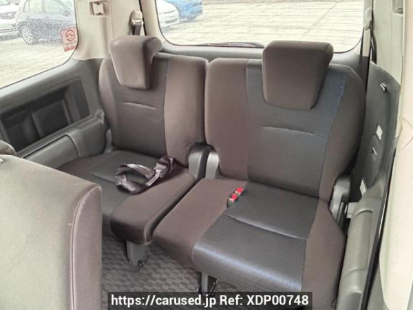 Used 2008 AT toyota voxy ZRR70G Image[17]