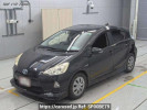 Toyota Aqua NHP10