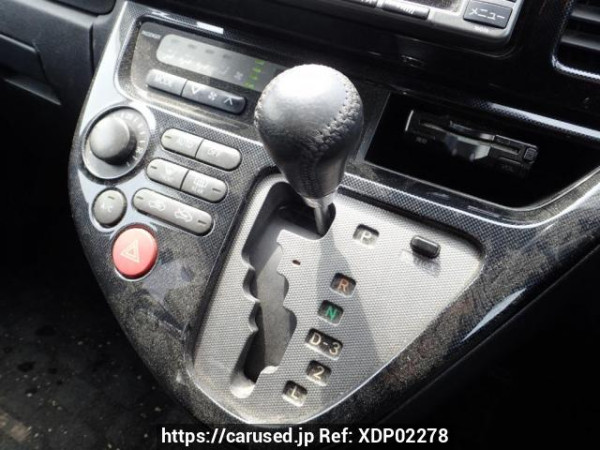 Used 2004 AT toyota wish ZNE10G Image[21]