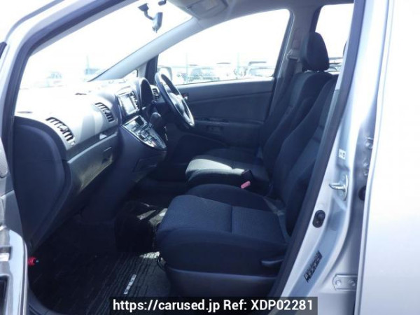 Used 2003 AT toyota wish ZNE10G Image[21]
