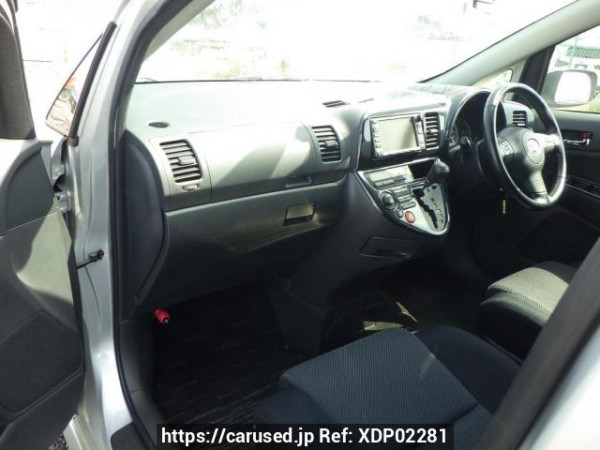 Used 2003 AT toyota wish ZNE10G Image[29]
