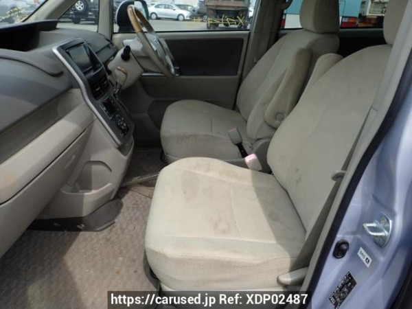 Used 2008 AT toyota noah ZRR70W Image[12]