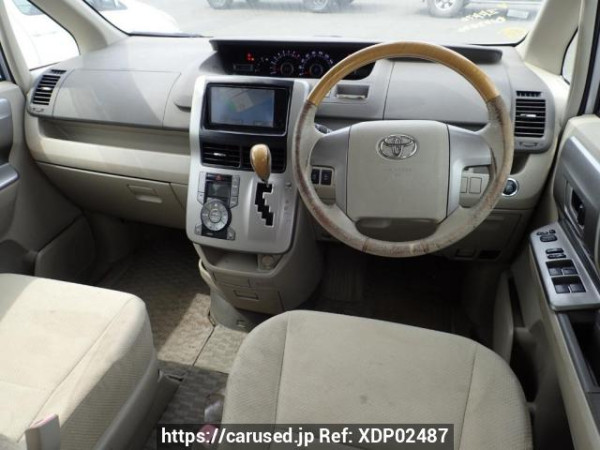 Used 2008 AT toyota noah ZRR70W Image[17]