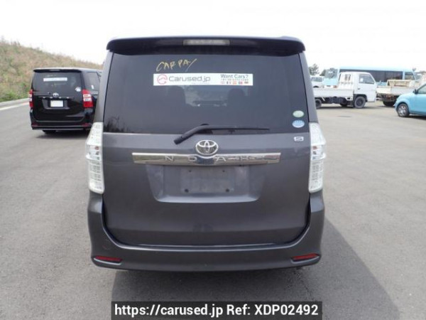 Used 2008 AT toyota noah ZRR70W Image[4]