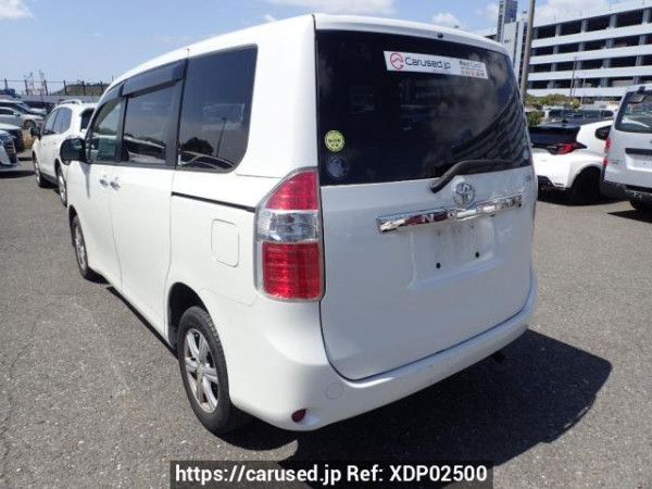 Used 2009 AT toyota noah ZRR75G Image[3]