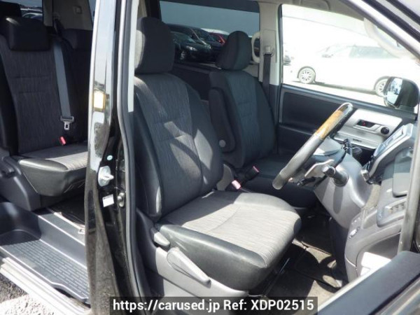Used 2010 AT toyota noah ZRR70W Image[20]