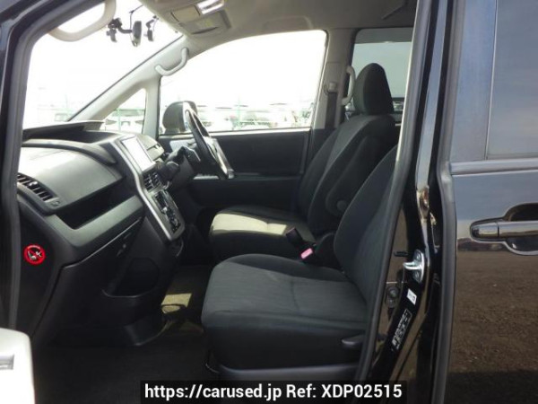 Used 2010 AT toyota noah ZRR70W Image[21]