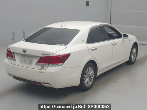 Used 2014 AT toyota crown-hybrid AWS211 Image[1]