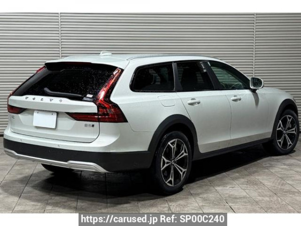 Used2022 AT Volvo V90 PB420TMImage[1]