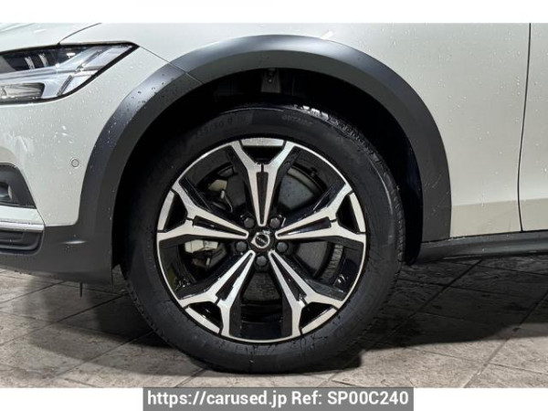 Used2022 AT Volvo V90 PB420TMImage[2]