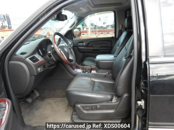 Used 2010 AT cadillac escalade UNKNOWN Image[10]