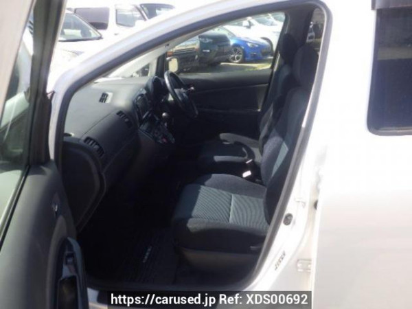 Used 2004 AT toyota wish ZNE10G Image[12]