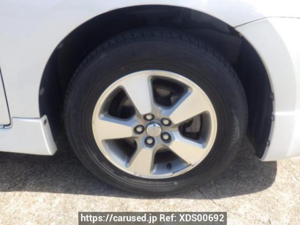 Used 2004 AT toyota wish ZNE10G Image[25]
