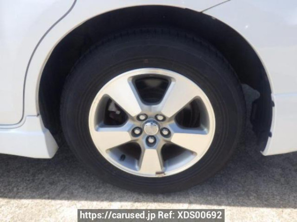 Used 2004 AT toyota wish ZNE10G Image[28]