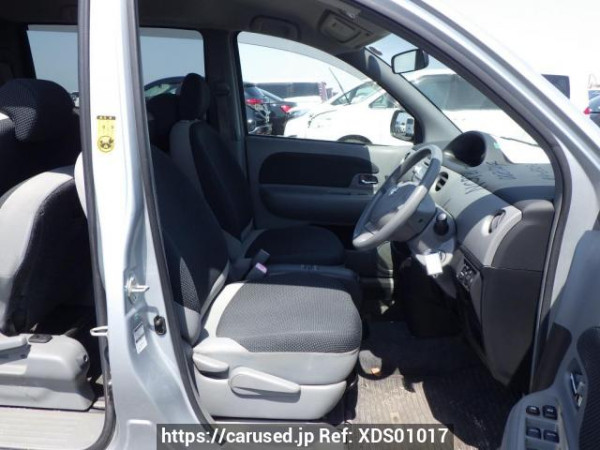 Used 2005 AT toyota sienta NCP81G Image[18]