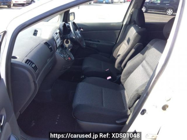 Used 2004 AT toyota wish ZNE10G Image[13]