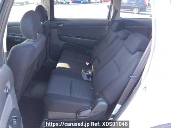 Used 2004 AT toyota wish ZNE10G Image[15]