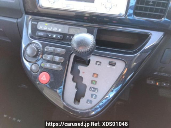 Used 2004 AT toyota wish ZNE10G Image[24]