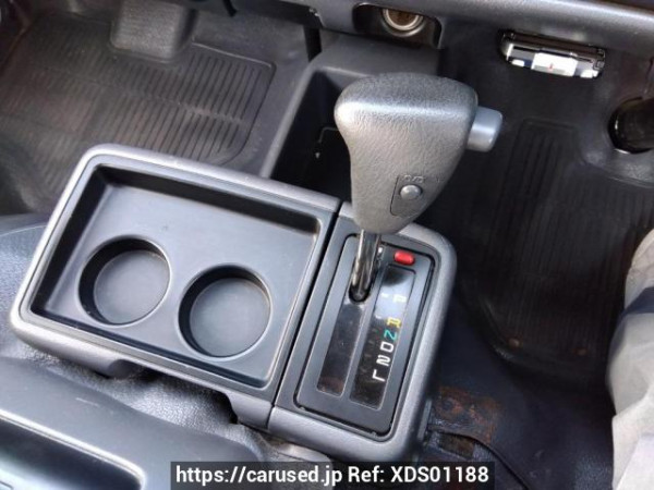Used 2002 AT toyota hiace-wagon RZH111G Image[24]