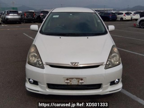 Used 2004 AT toyota wish ZNE10G Image[1]