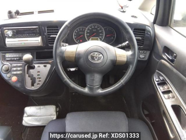 Used 2004 AT toyota wish ZNE10G Image[19]