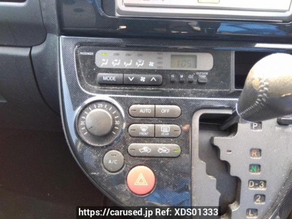 Used 2004 AT toyota wish ZNE10G Image[24]