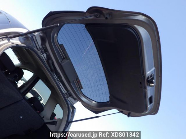 Used 2012 AT nissan note E12 Image[9]
