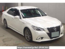 Toyota Crown Hybrid AWS210