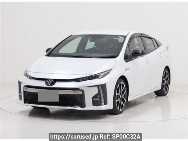 Used 2022 AT toyota prius-phv ZVW52 Image[0]