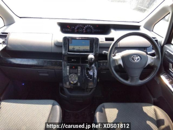 Used 2008 AT toyota noah ZRR70W Image[17]