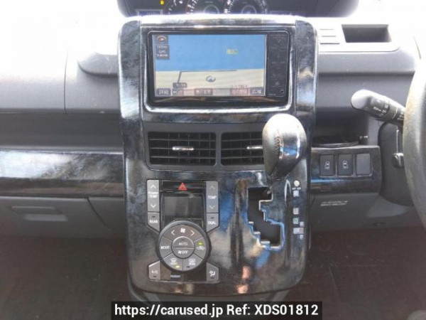 Used 2008 AT toyota noah ZRR70W Image[22]