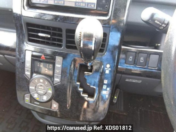 Used 2008 AT toyota noah ZRR70W Image[25]
