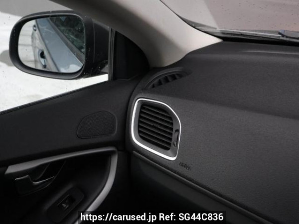 Used 2015 AT volvo v40 null Image[15]