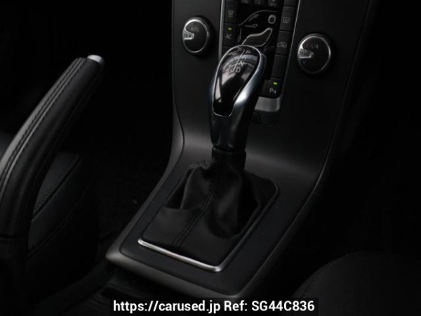 Used 2015 AT volvo v40 null Image[18]