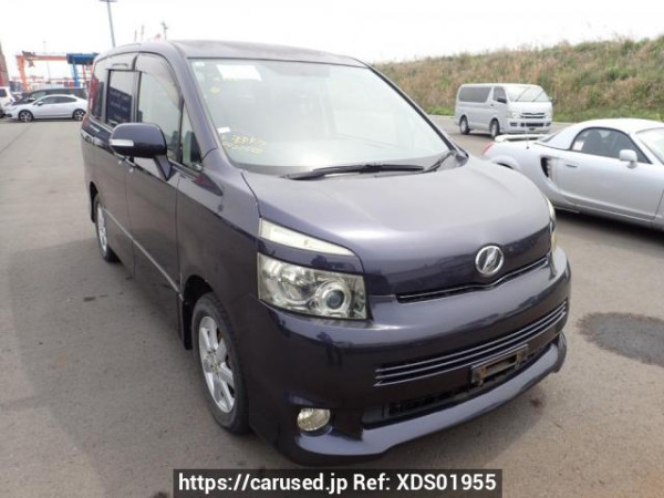 Used 2007 AT toyota voxy ZRR70W Image[0]