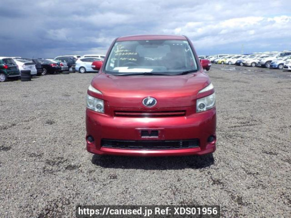 Used 2010 AT toyota voxy ZRR70G Image[1]